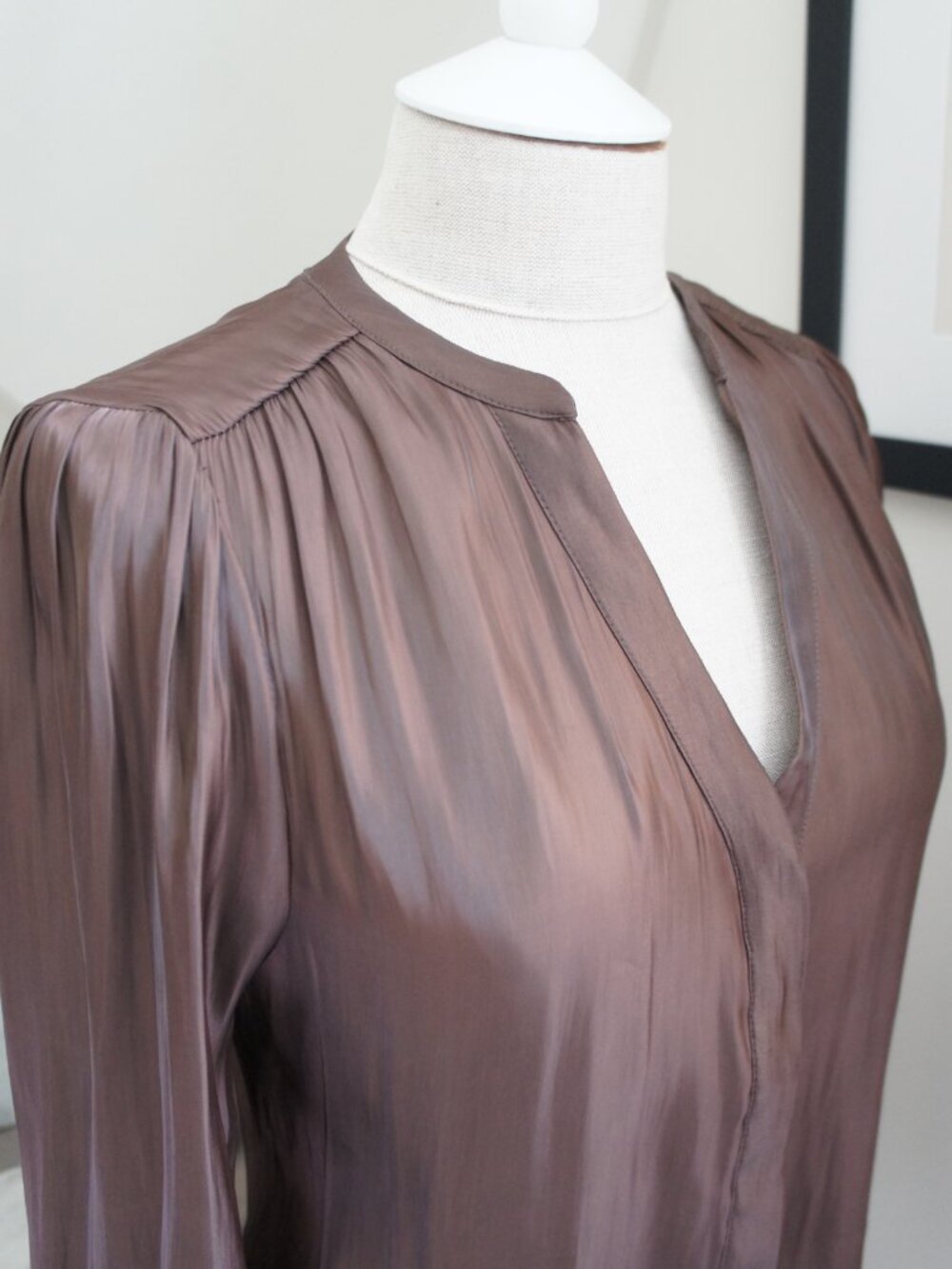 Melloday Chocolate Brown V Neck Sheer Satin Button Down Blouse Size Small